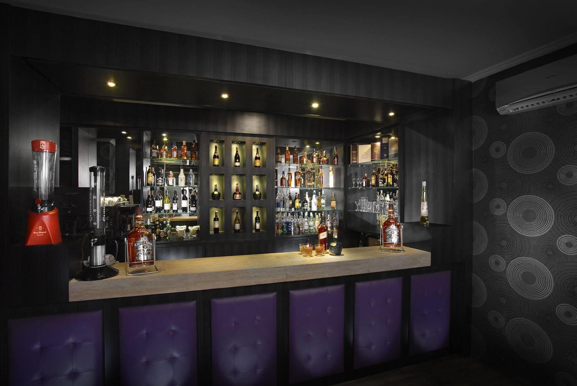 סוראבאיה Maumu Hotel & Lounge מראה חיצוני תמונה