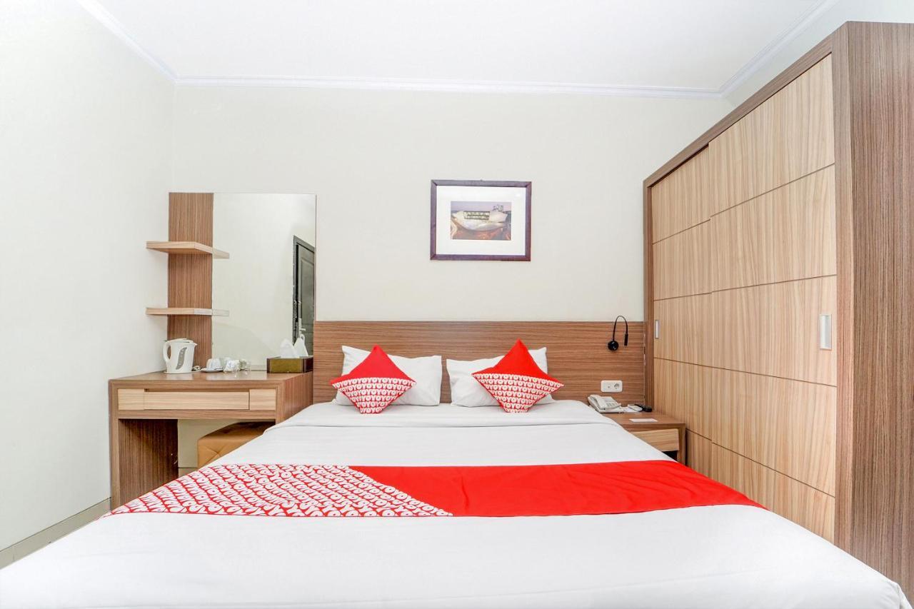 סוראבאיה Maumu Hotel & Lounge מראה חיצוני תמונה