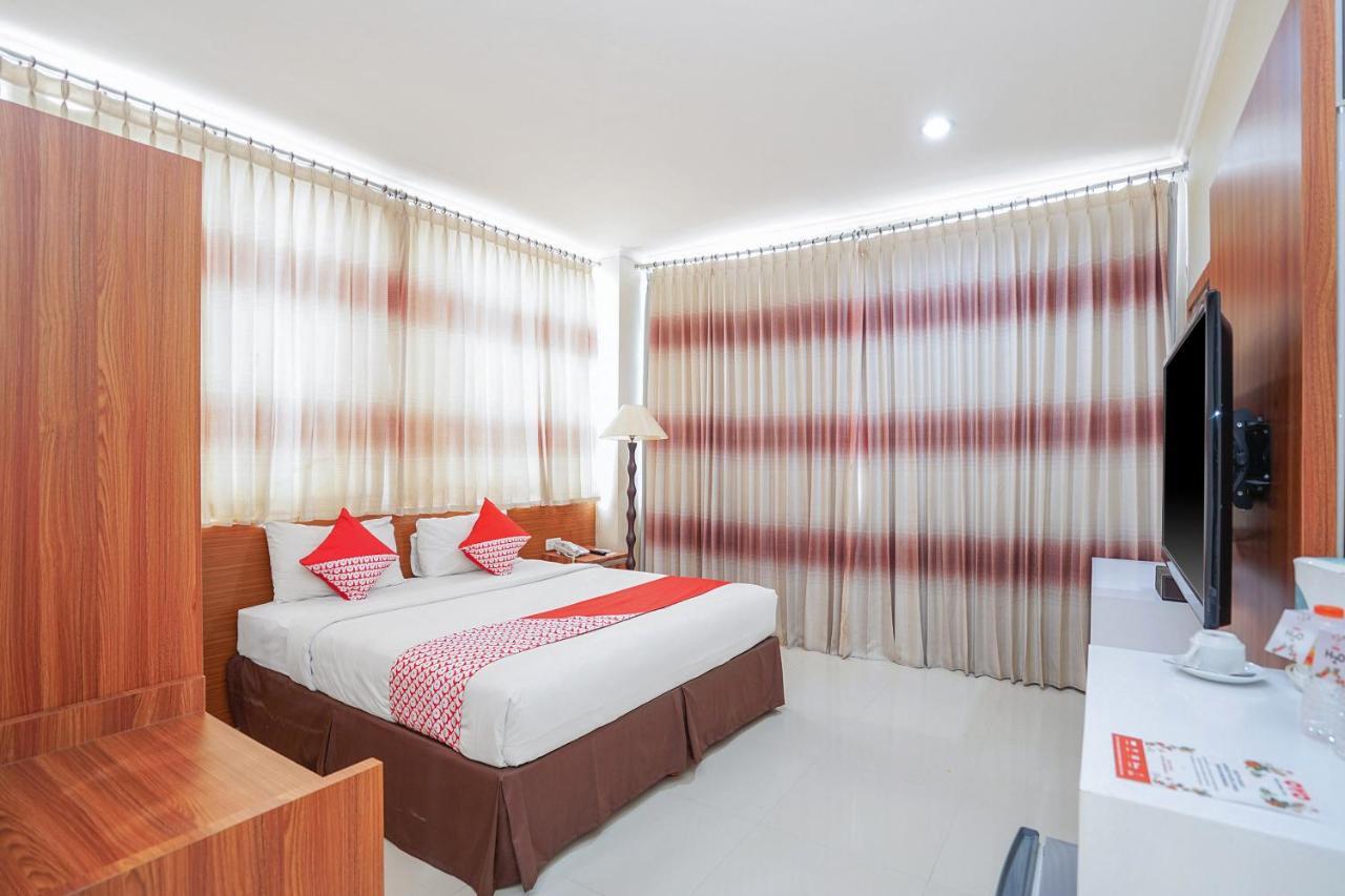 סוראבאיה Maumu Hotel & Lounge מראה חיצוני תמונה
