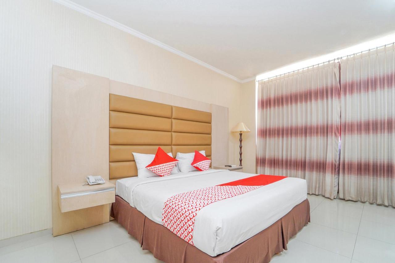 סוראבאיה Maumu Hotel & Lounge מראה חיצוני תמונה