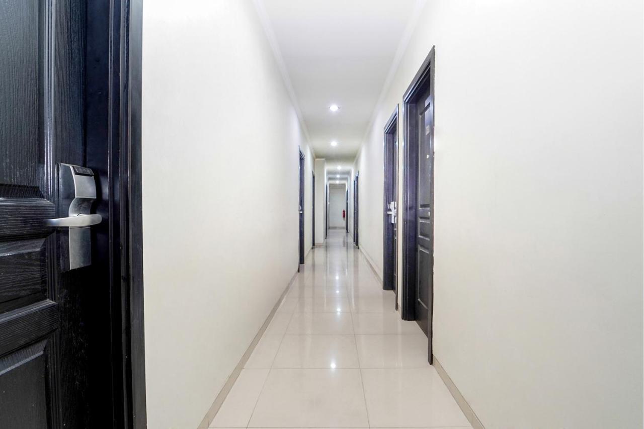 סוראבאיה Maumu Hotel & Lounge מראה חיצוני תמונה